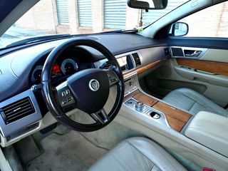 Jaguar XF 3.0V6 240cv 2010