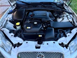 Jaguar XF 3.0V6 240cv 2010