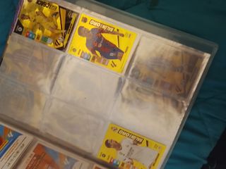 Álbum Adrenalyn  23/24 con 2 hits Pedri y Jude