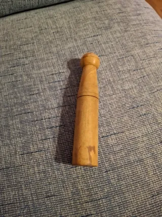 Embutidor joyeria madera.