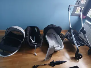 Cochecito Bebé Confort + Accesorios