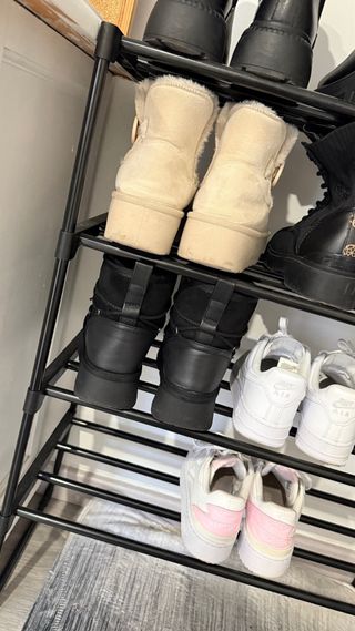 Zapatero Negro 4 Niveles