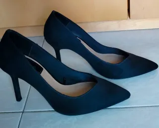 Décolleté nere Stradivarius