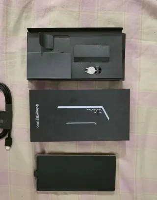 Samsung Galaxy S25 Ultra Caja