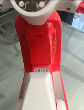 NANCY Moto Scooter Nancy Roja con Union Jack