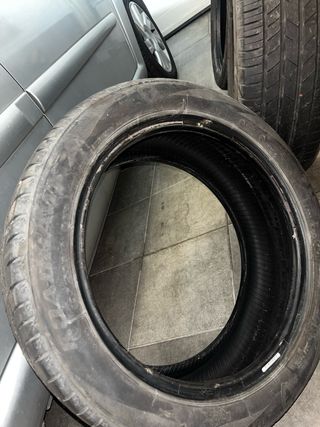 Neumáticos de coche