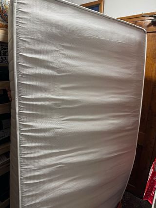 Colchón beautyrest simmones y somier con patas