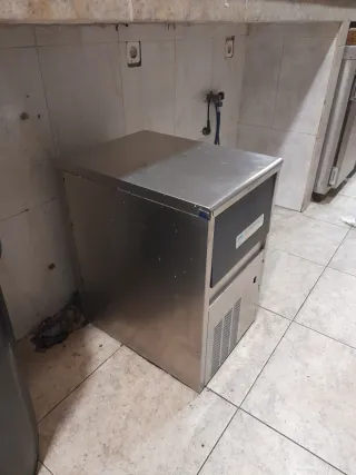 Máquina de hielo EUROFRED