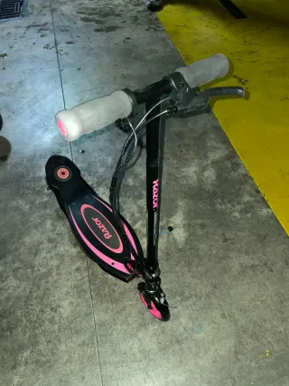 Patinete Eléctrico Razor Rosa