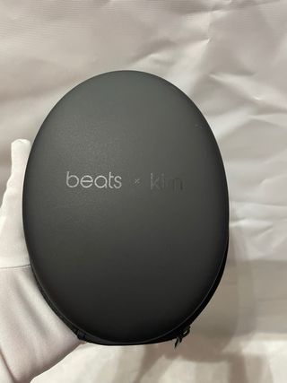 Auricolari Beats Studio Pro x Kim K Marrones