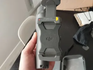 DJI Osmo Mobile Gimbal con trípode para móvil