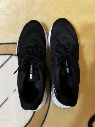 Zapatillas Nike Revolution 6 Negras Talla 42