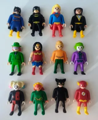 Figuras Playmobil Superhéroes DC Marvel Kinder