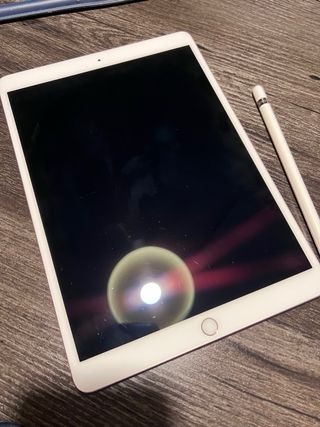 iPad Pro 10.5 (2017) + Apple Pencil