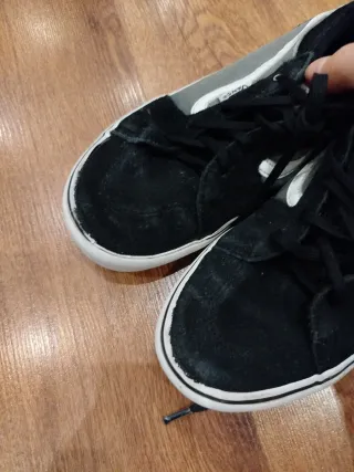 Zapatillas Vans Negras y Grises