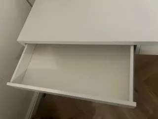 Escritorio MICKE y Silla ORFJALL Ikea