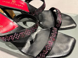 Sandalias fiesta Jaime Mascaró negras con pedrería