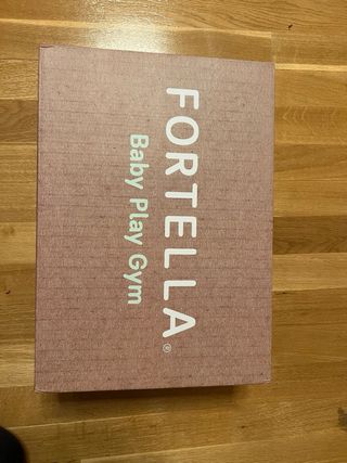 Gimnasio / tapete para Bebé Fortella nuevo