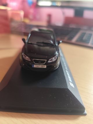 Maqueta Seat Ibiza SC 1:43