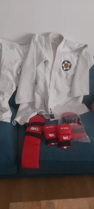 Kimono artes marciales y protecciones