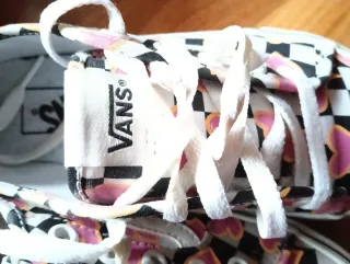 Scarpe Vans a scacchi con cuori rosa