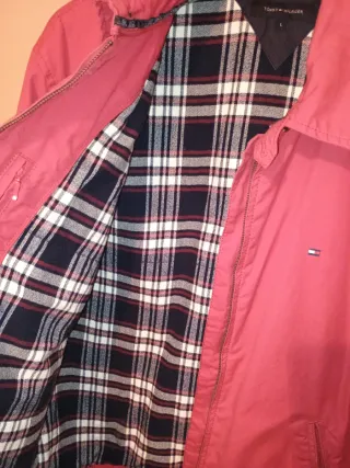 Cazadora Tommy Hilfiger forrada Talla L
