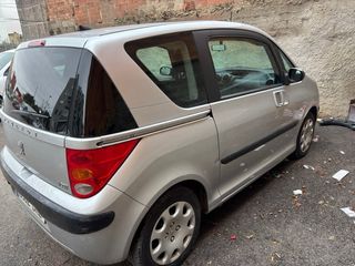 Peugeot 1007 2007