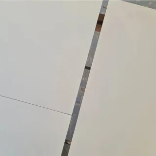 Mesa extensible de haya y formica. Francia, 70s.