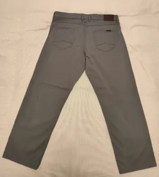 Pantalón gris de vestir de Fynch-Hatton como nuevo