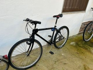 Bicicleta de Montaña Negra