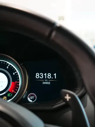 Aston Martin DB11 2018