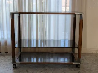 Carrito auxiliar con ruedas de cristal y madera