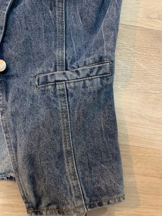 Chaleco vaquero ajustado mujer