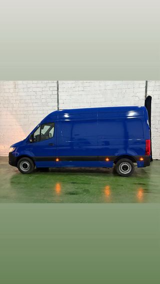 Mercedes-Benz Sprinter 2021