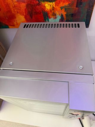 Nevera Red Bull nueva a estrenar