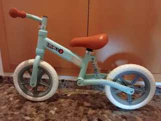 Bicicleta infantil sin pedales Lovely