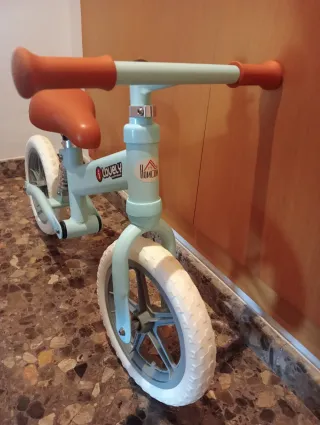 Bicicleta infantil sin pedales Lovely