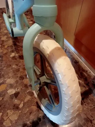 Bicicleta infantil sin pedales Lovely