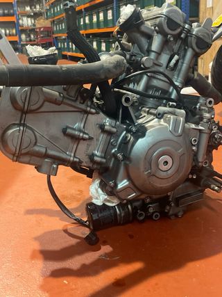 Motor Suzuki Vstrom 650 2012