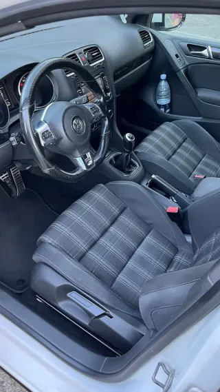 Volkswagen Golf 2010