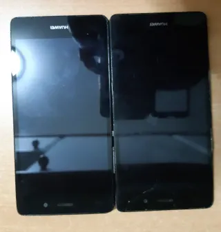 Lotto: 2 cellulari Huawei P8 lite (ricambi)