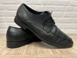 Zapatos de vestir Dustin talla 43