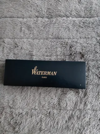 Bolígrafo Waterman con caja