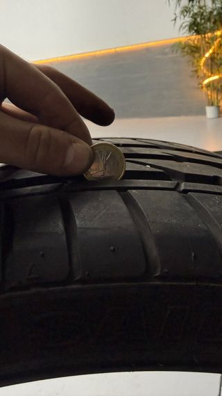 Neumáticos de coche