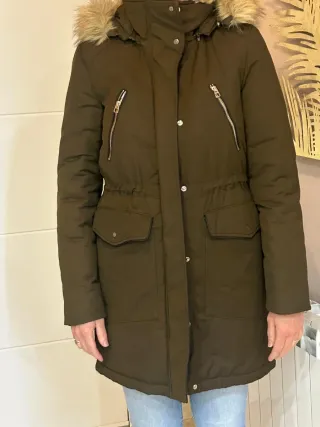 Abrigo Zara verde nuevo