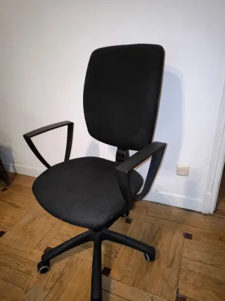 Silla de escritorio regulable