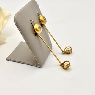 Pendientes largos oro 18kt con perlas