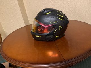 Casco Shark skwal i3