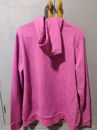 Sudadera Adidas rosa con etiqueta