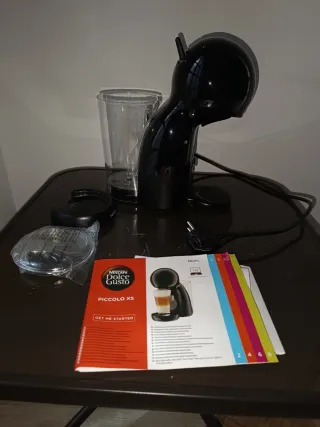 Cafetera  Dolce Gusto Piccolo XS nuevo a estrena.